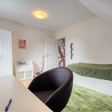Ferienhaus-holyharbour-8-kgb-13 Holiday home