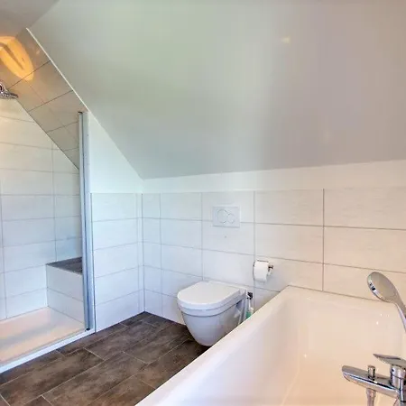 Ferienhaus-holyharbour-8-kgb-13 *